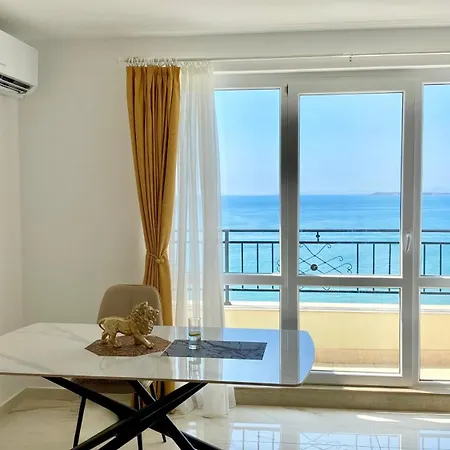 Апартаменти Ipanema - Luxury First Line - Sea View *
